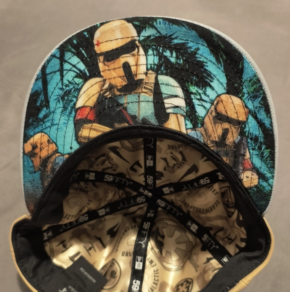 Star Wars Desert Stormtrooper Fitted NewEra Cap size 7 3/4 62cm like new - Picture 3 of 5
